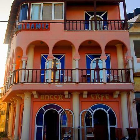 Semiramis Apartments Ierápetra Dış mekan fotoğraf